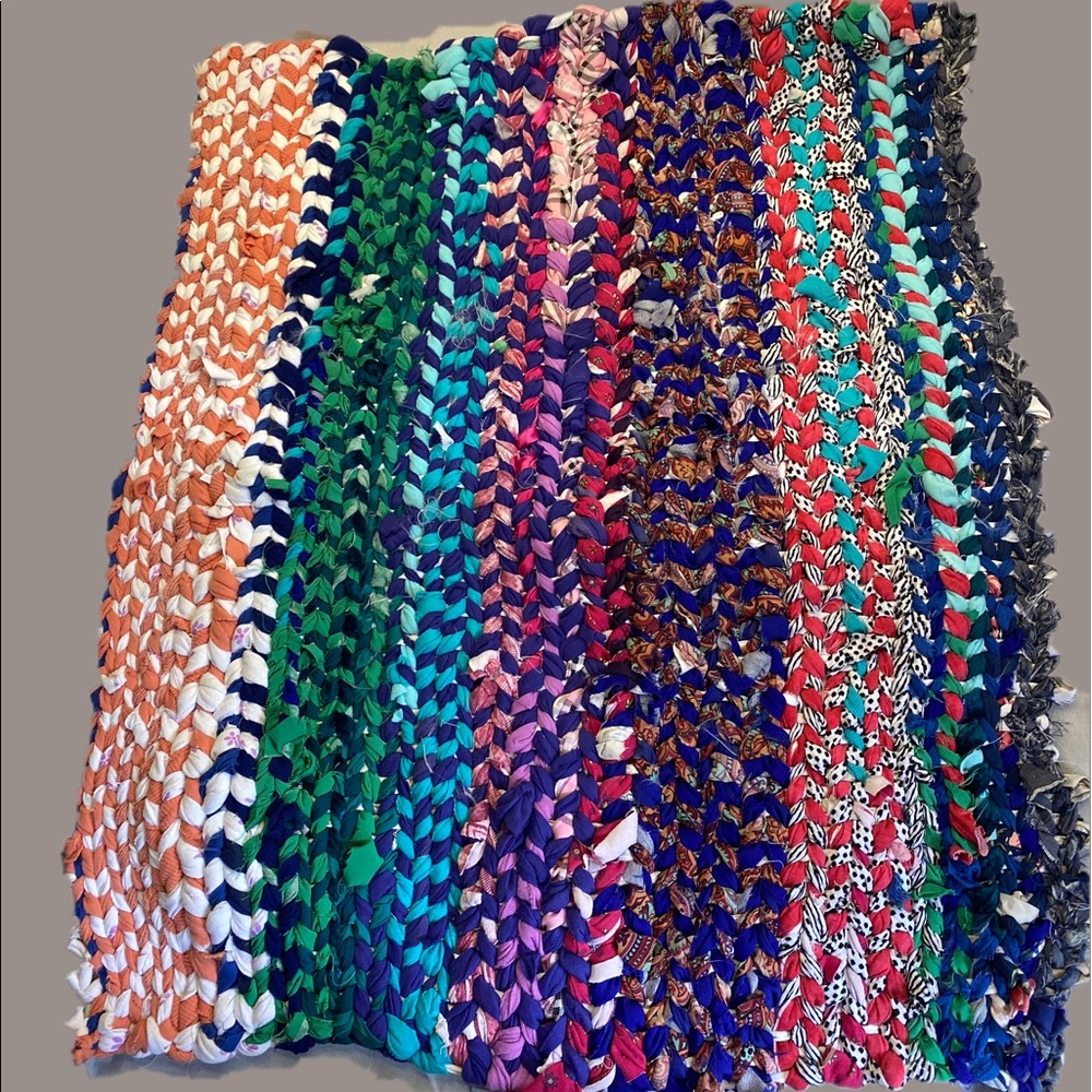 Handcrafted Rag Rug Pet Bed
